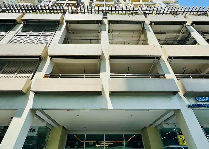 Manhattan Plaza - 1 Executive Br In Araneta *